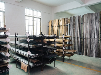 新藝螺絲廠材料倉01