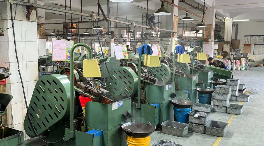 新藝制品廠生產線揭秘